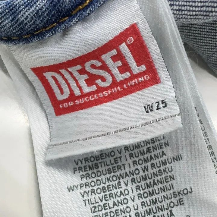 Diesel Diesel Oval-D Series Embroidered Denim Shorts 0079 Size US 26 / EU 42 - 4 Thumbnail