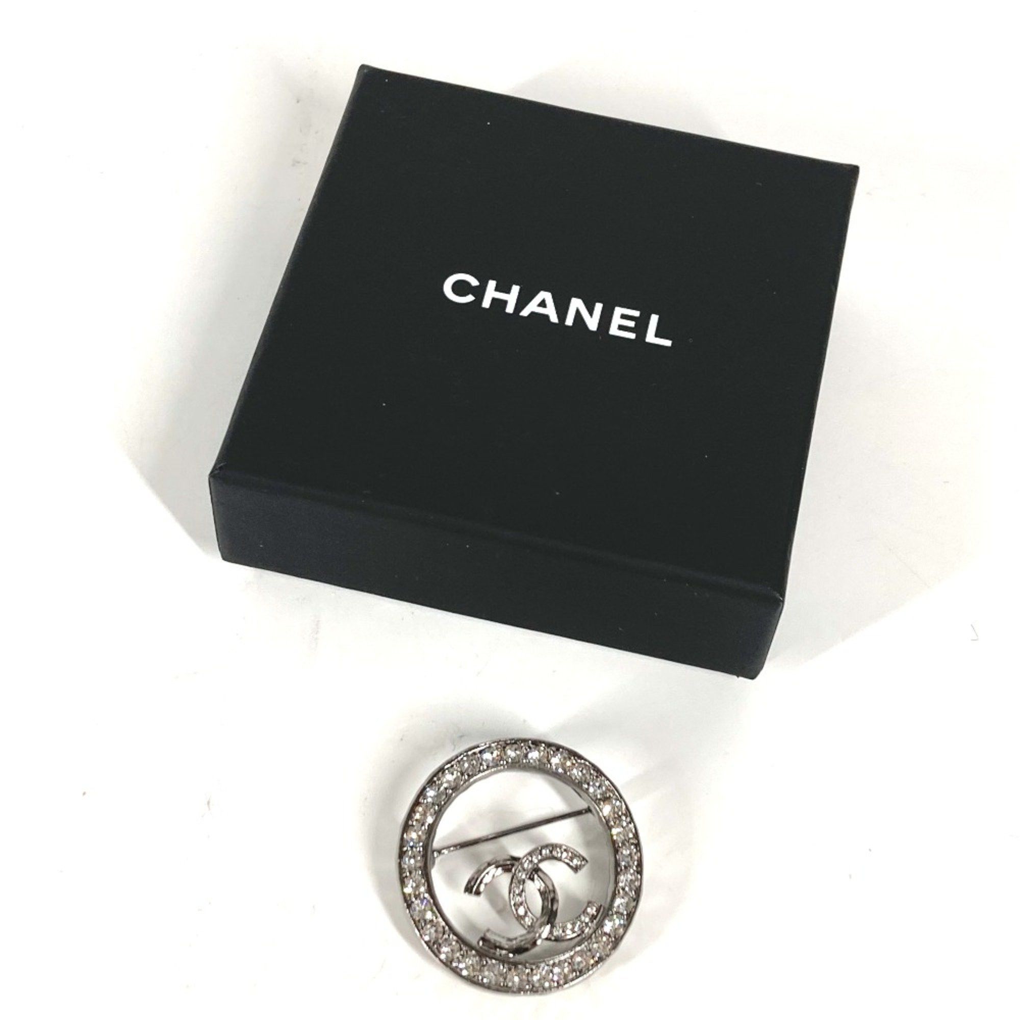 Chanel Chanel Logo CC brooch Size ONE SIZE - 6 Thumbnail