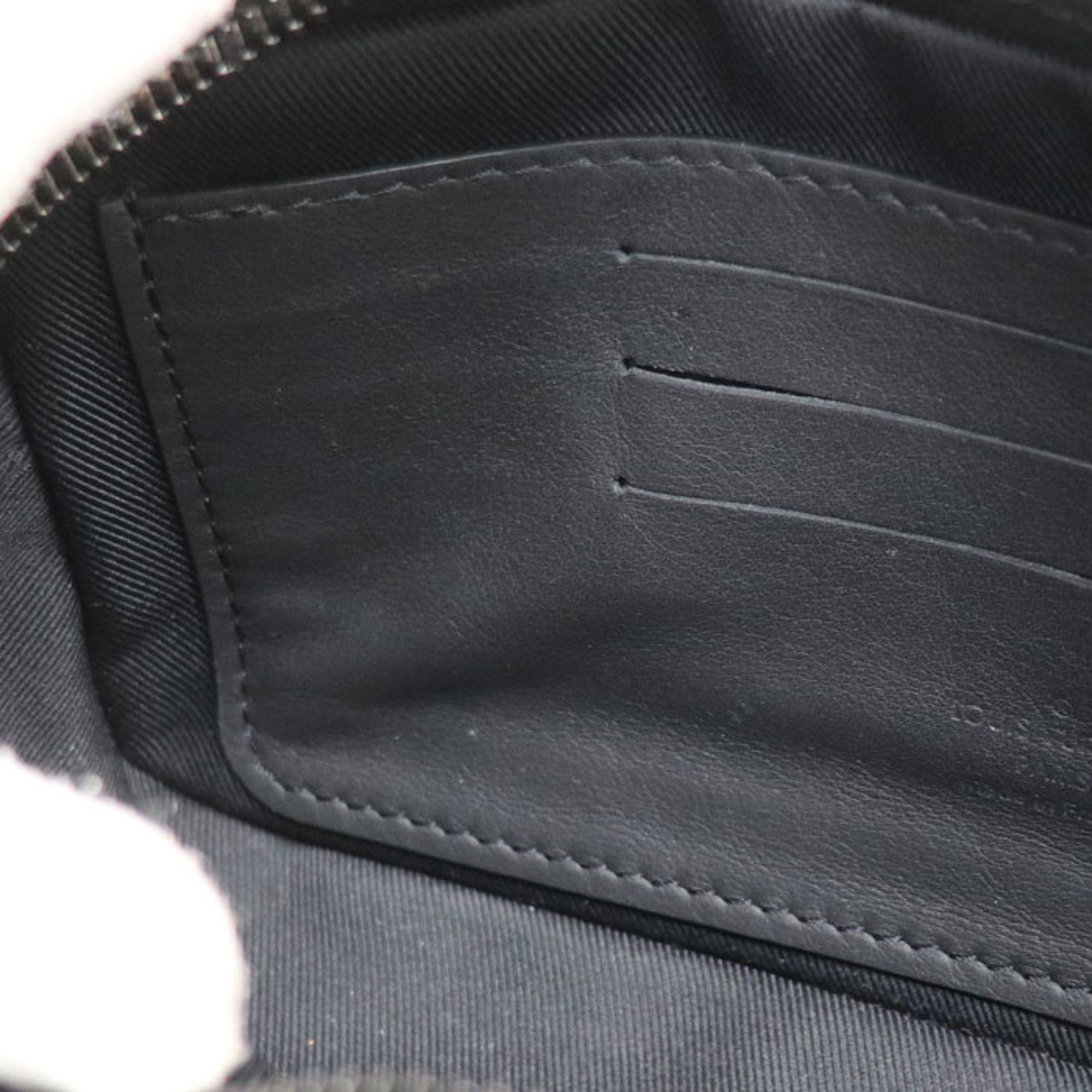 Louis Vuitton Louis Vuitton Volga clutch Size ONE SIZE - 4 Thumbnail