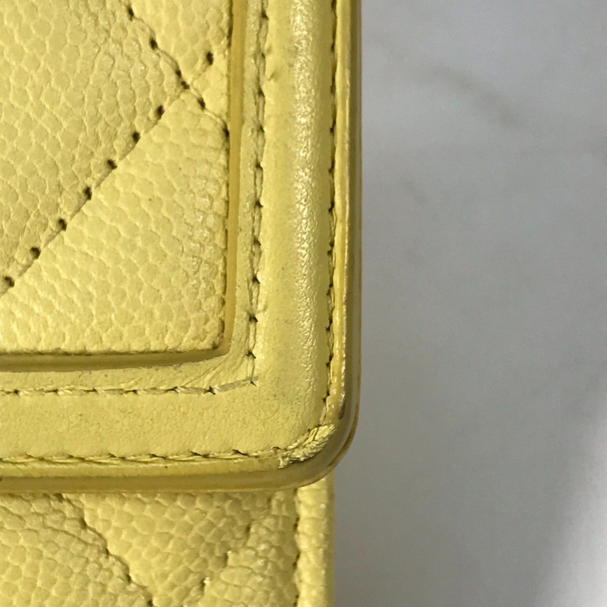 Chanel CC Filigree wallet