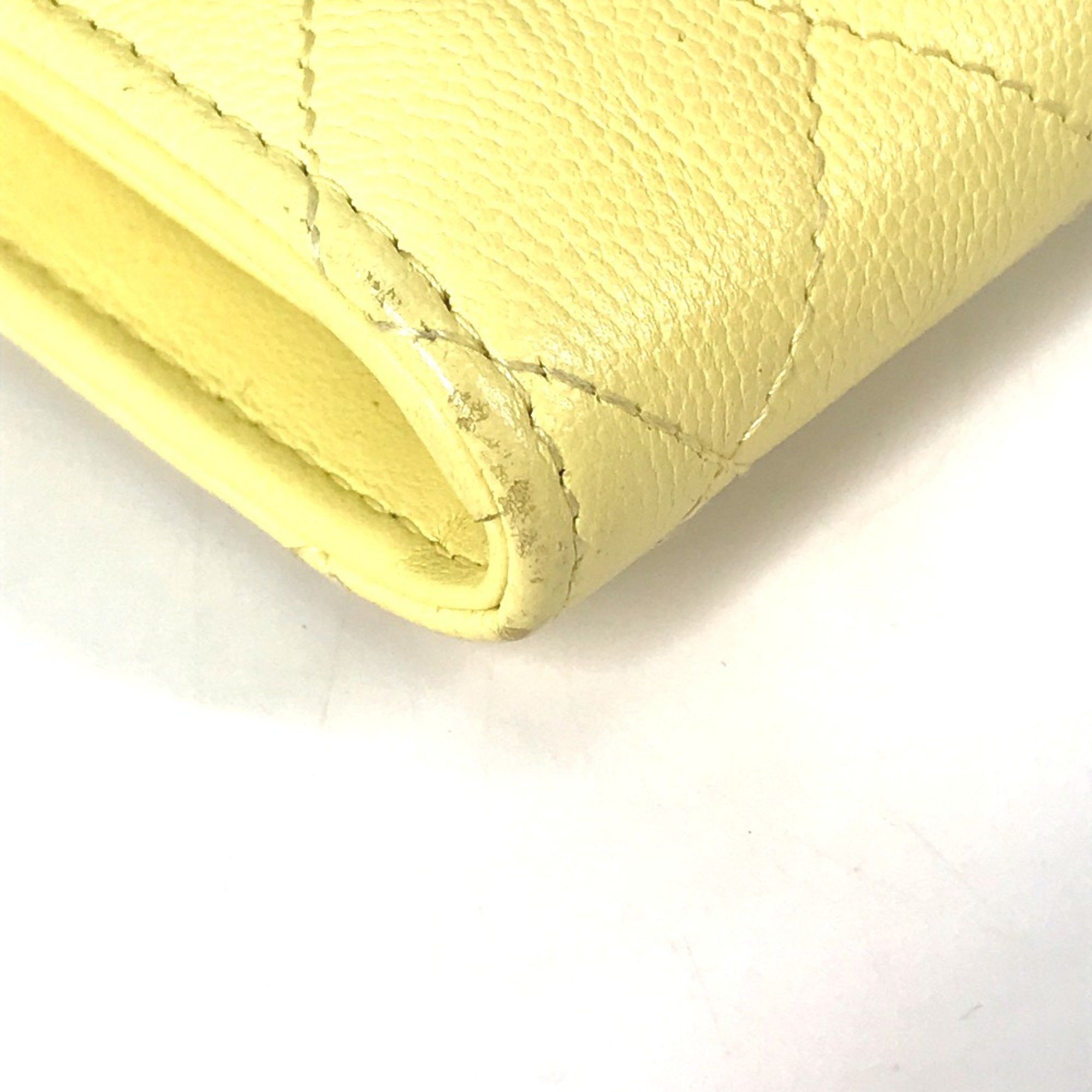 Chanel CC Filigree wallet
