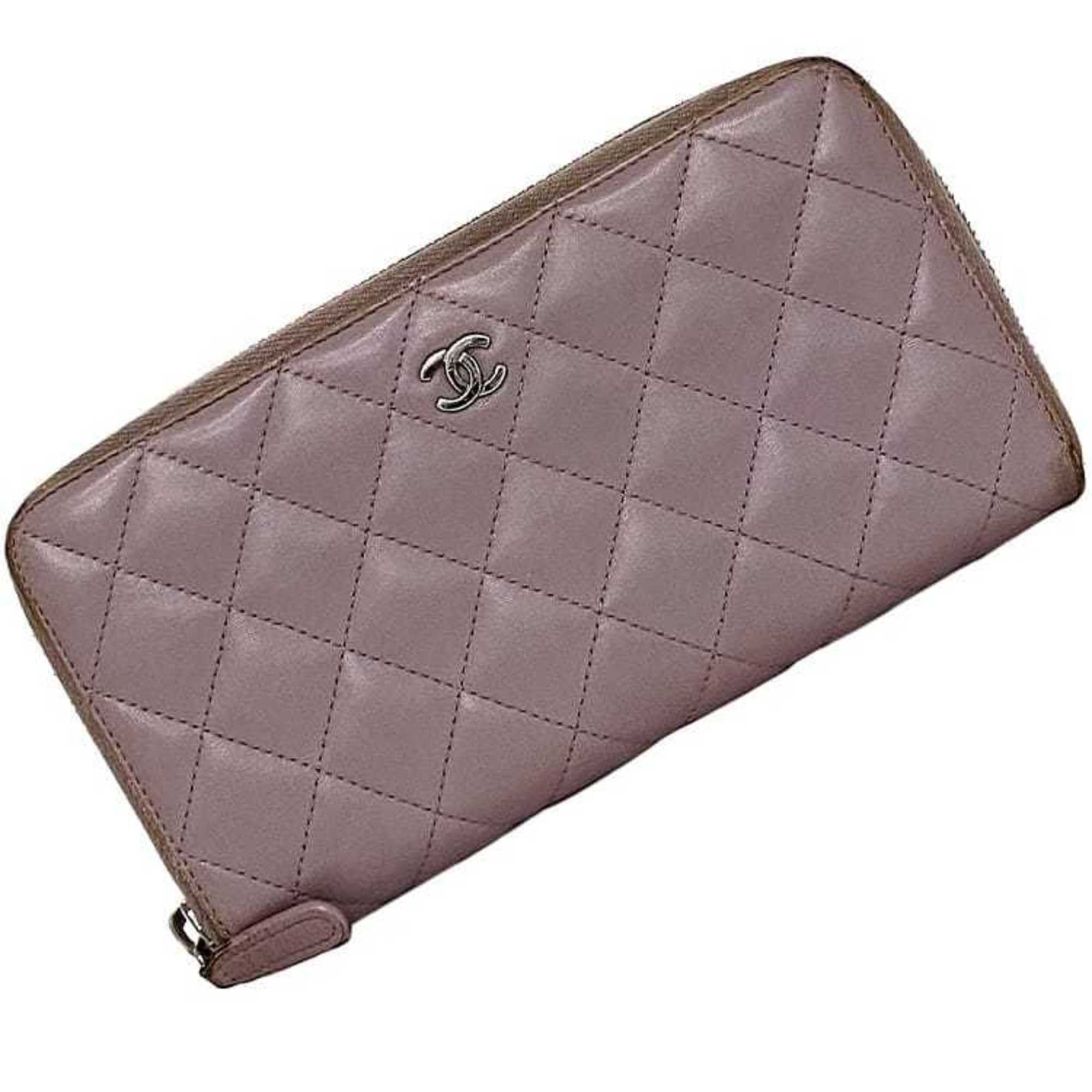 Chanel Matelassé wallet