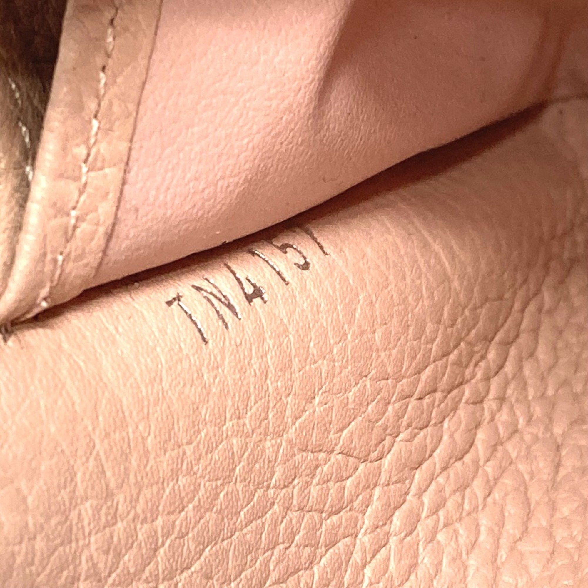 Louis Vuitton Louis Vuitton Mahina wallet Size ONE SIZE - 11 Thumbnail