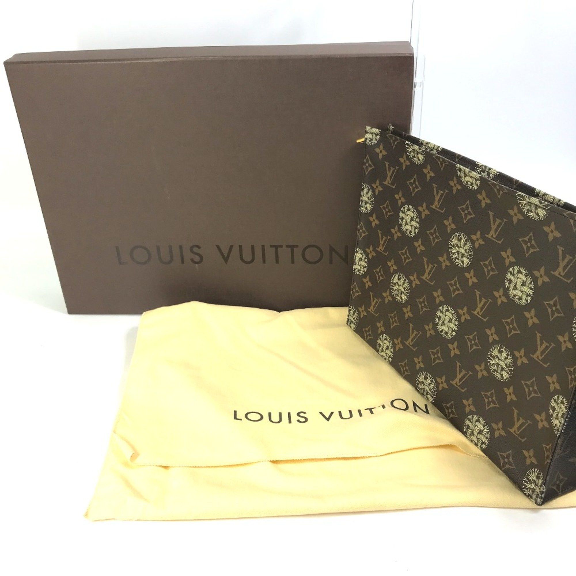 Louis Vuitton Louis Vuitton Poche Toilette clutch Size ONE SIZE - 11 Thumbnail