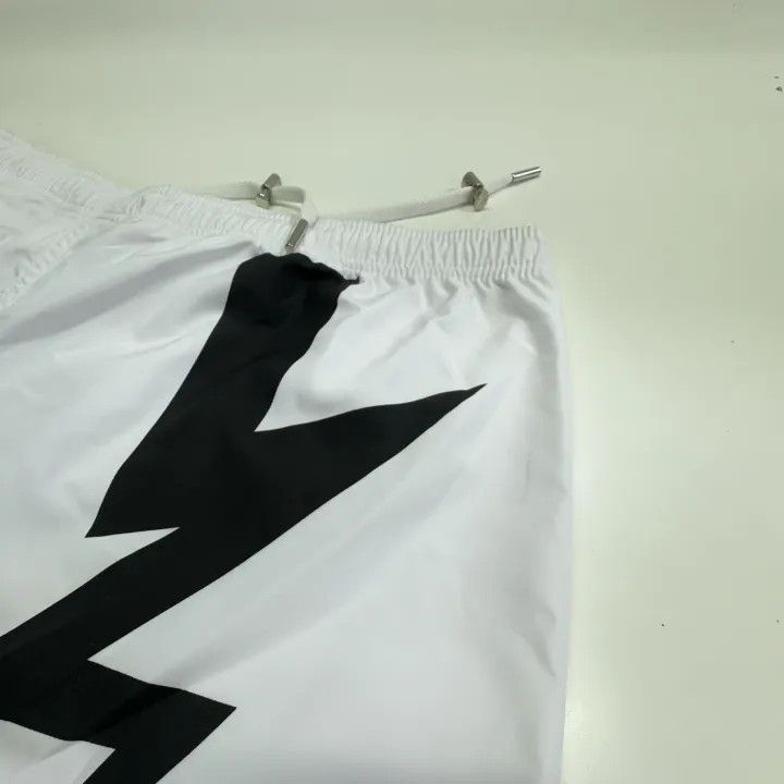 Neil Barrett Neil Barrett Lightning Print Casual Shorts 0079 Size US 30 / EU 46 - 10 Thumbnail