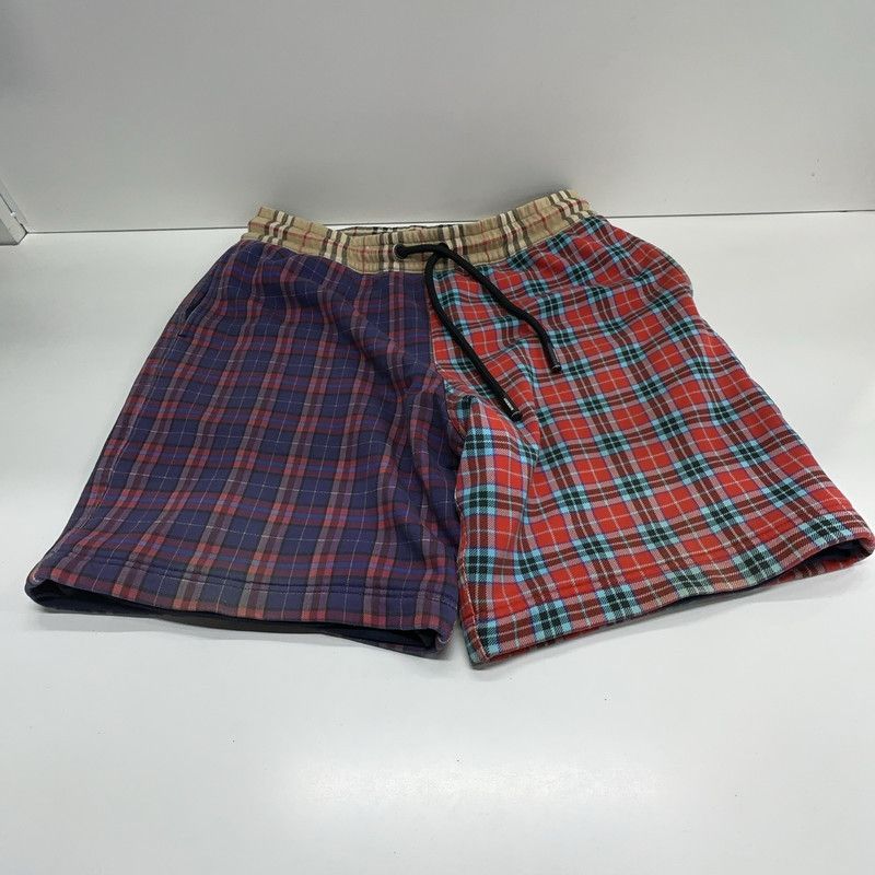 Burberry Burberry SS22 Classic Plaid Casual Shorts 0079 Size US 30 / EU 46 - 2 Thumbnail