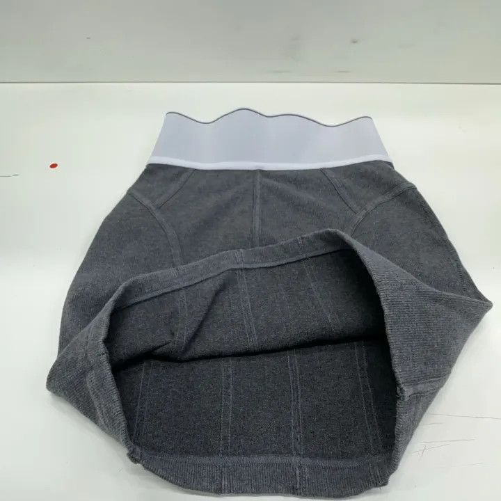 Alexander Wang Alexander Wang FW21 Logo Decor Mini Skirt 0079 Size 24" / US 00 / IT 34 - 9 Thumbnail