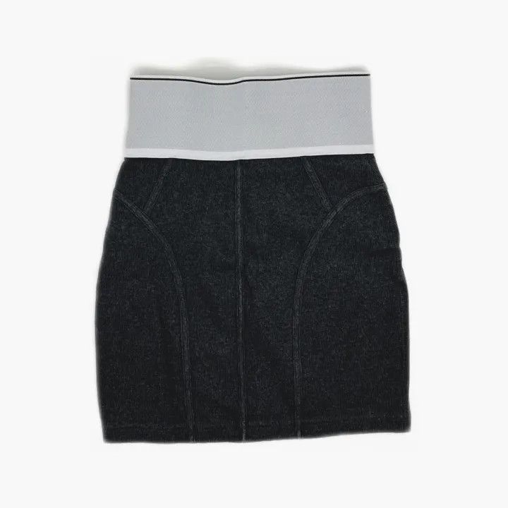 Alexander Wang Alexander Wang FW21 Logo Decor Mini Skirt 0079 Size 24" / US 00 / IT 34 - 3 Thumbnail