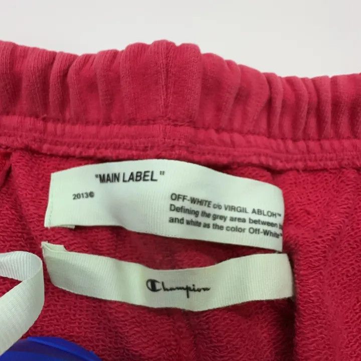 Off-White Off-White x Champion Red Logo Embroidered Shorts 0079 Size US 30 / EU 46 - 2 Thumbnail