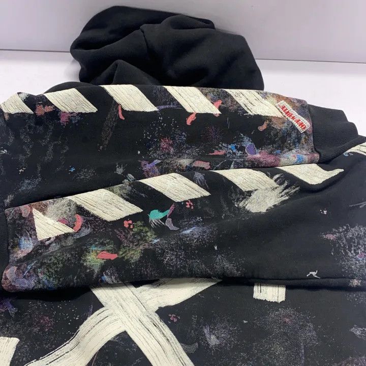 Off-White Off-White Graffiti Arrow Print Hoodie 0079 Size US S / EU 44-46 / 1 - 14 Thumbnail
