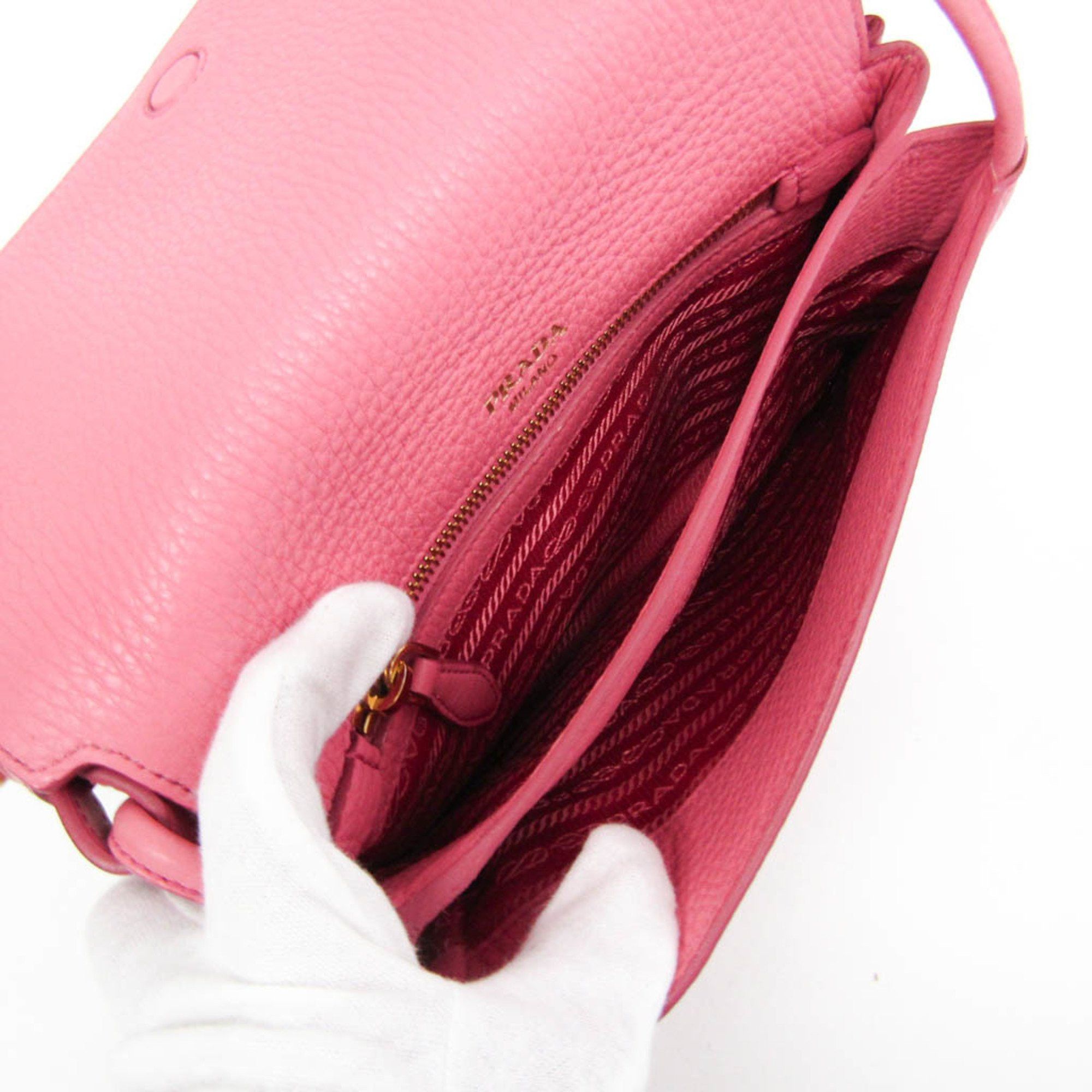Prada Prada Vitello shoulder Size ONE SIZE - 11 Thumbnail