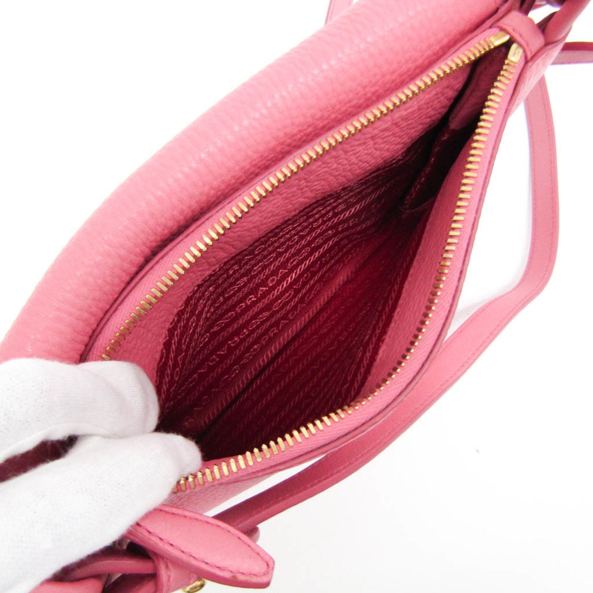 Prada Prada Vitello shoulder Size ONE SIZE - 12 Thumbnail