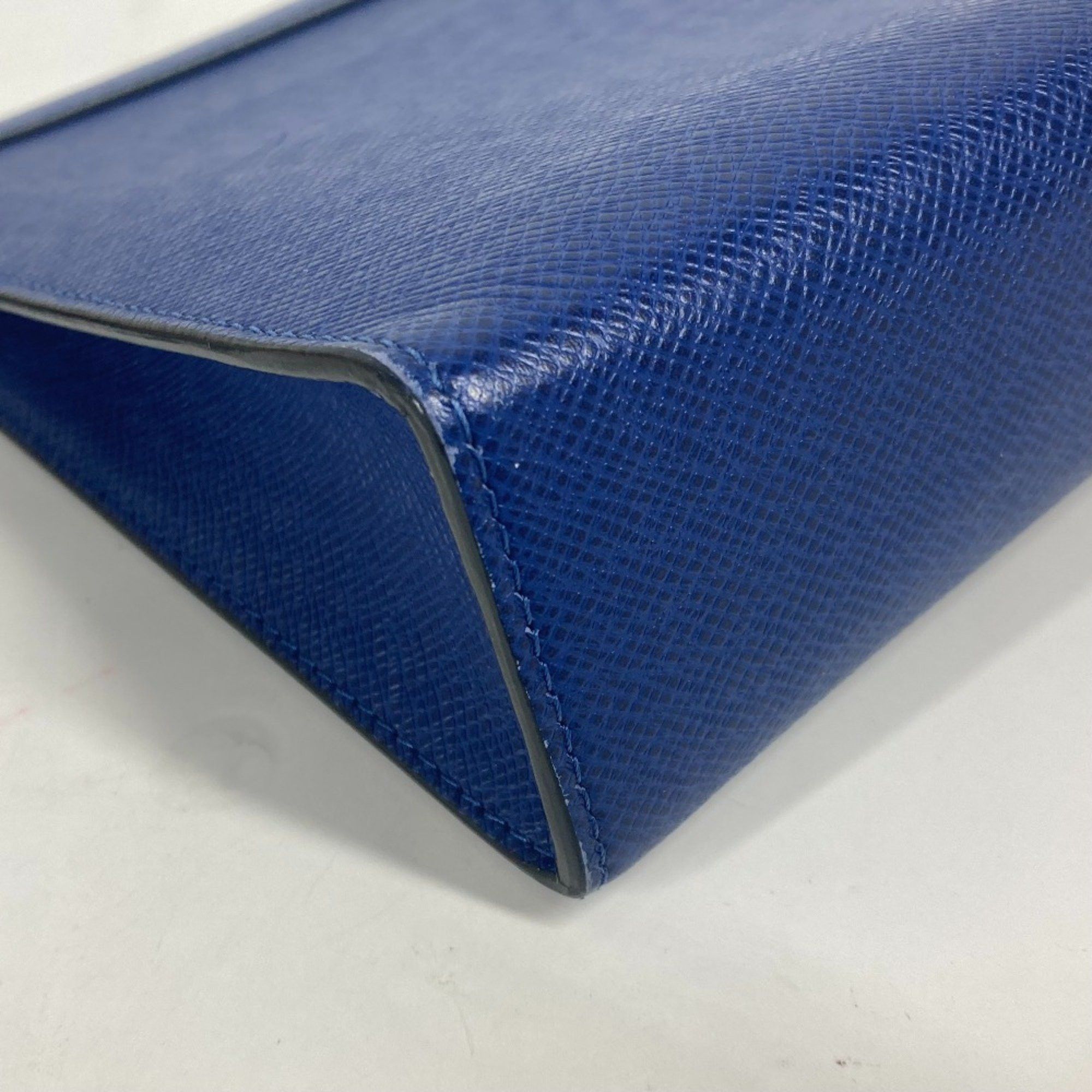 Louis Vuitton Louis Vuitton Pochette voyage clutch Size ONE SIZE - 12 Thumbnail