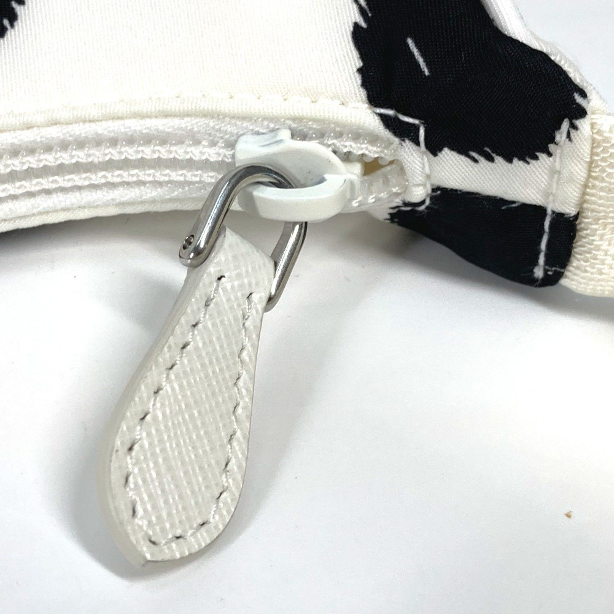 Prada Prada Re-edition shoulder Size ONE SIZE - 7 Thumbnail