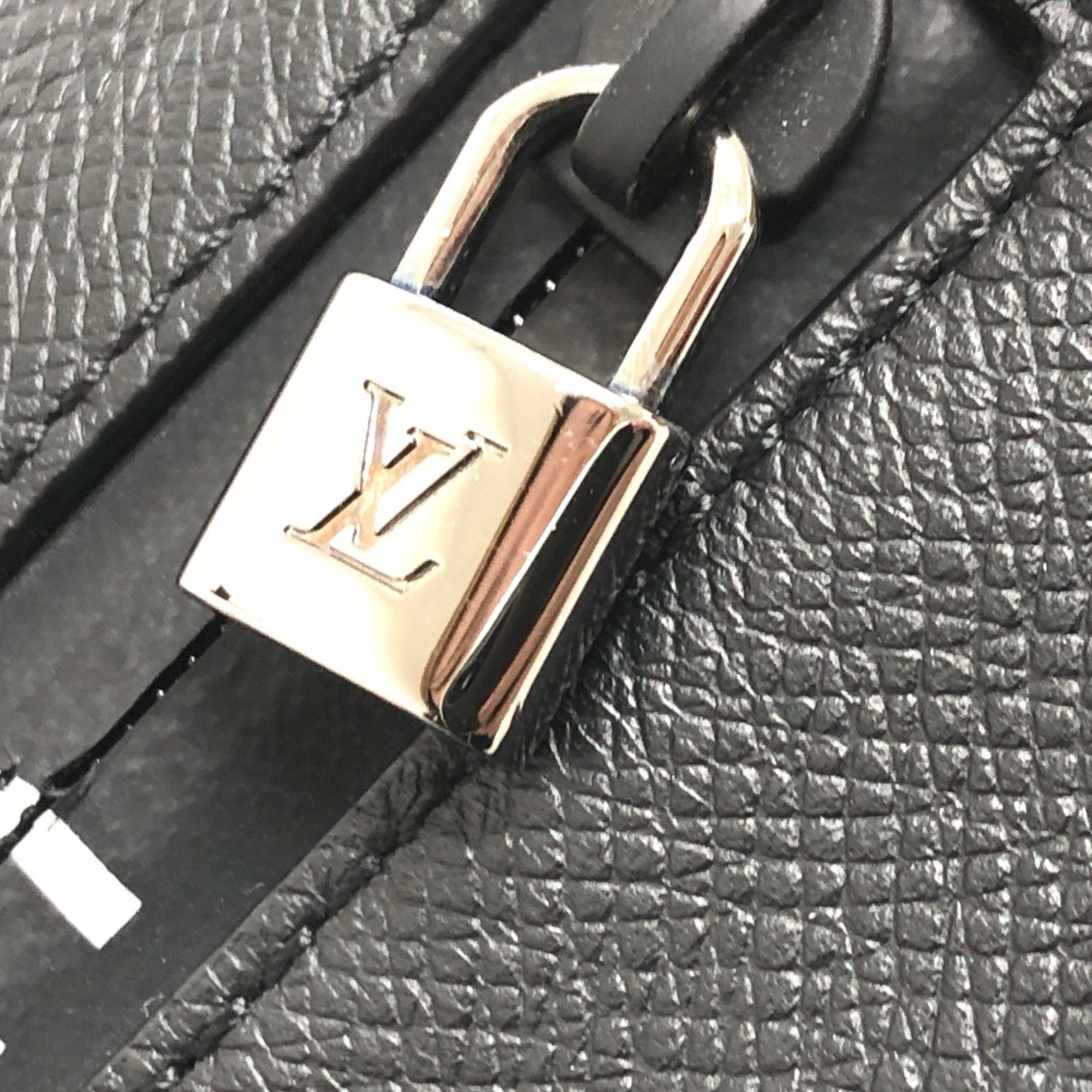 Louis Vuitton Louis Vuitton Cabas Light tote Size ONE SIZE - 14 Thumbnail