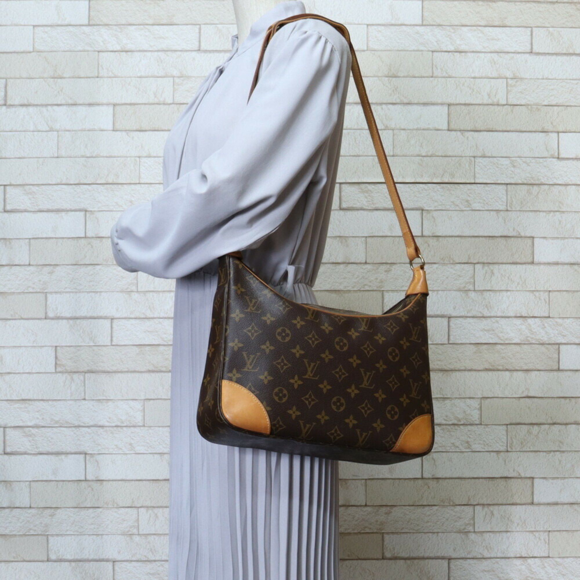 Louis Vuitton Louis Vuitton Boulogne shoulder Size ONE SIZE - 7 Thumbnail