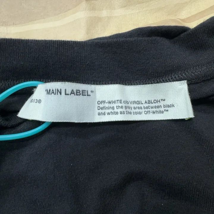 Off-White Off-White Black Short Sleeve T-Shirt with Gold Accents 0079 Size US L / EU 52-54 / 3 - 2 Thumbnail