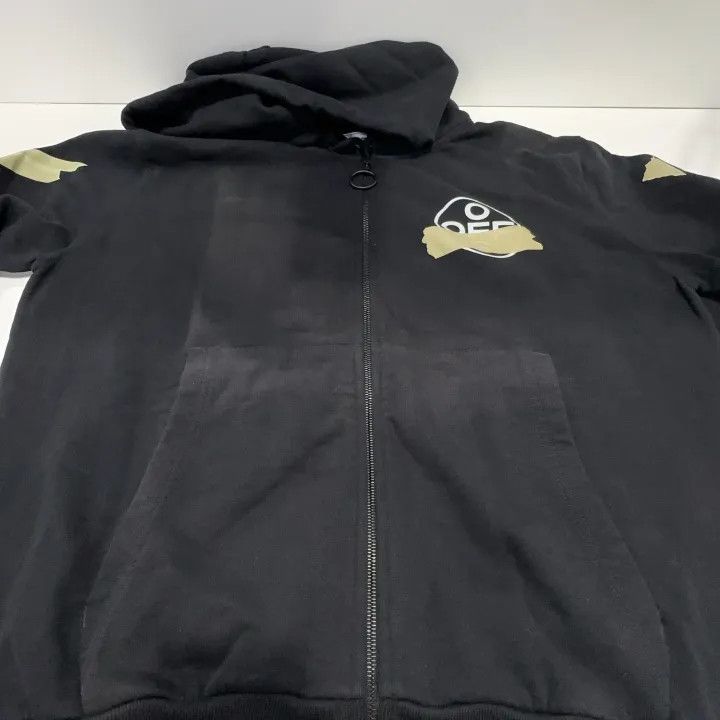 Off-White OFF-WHITE Black Hoodie with Gold Arrows 0079 Size US XXL / EU 58 / 5 - 7 Thumbnail