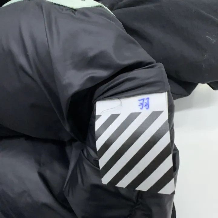 Off-White OFF-WHITE Quote Hooded Puffer Down Jacket 0079 Size US L / EU 52-54 / 3 - 3 Thumbnail