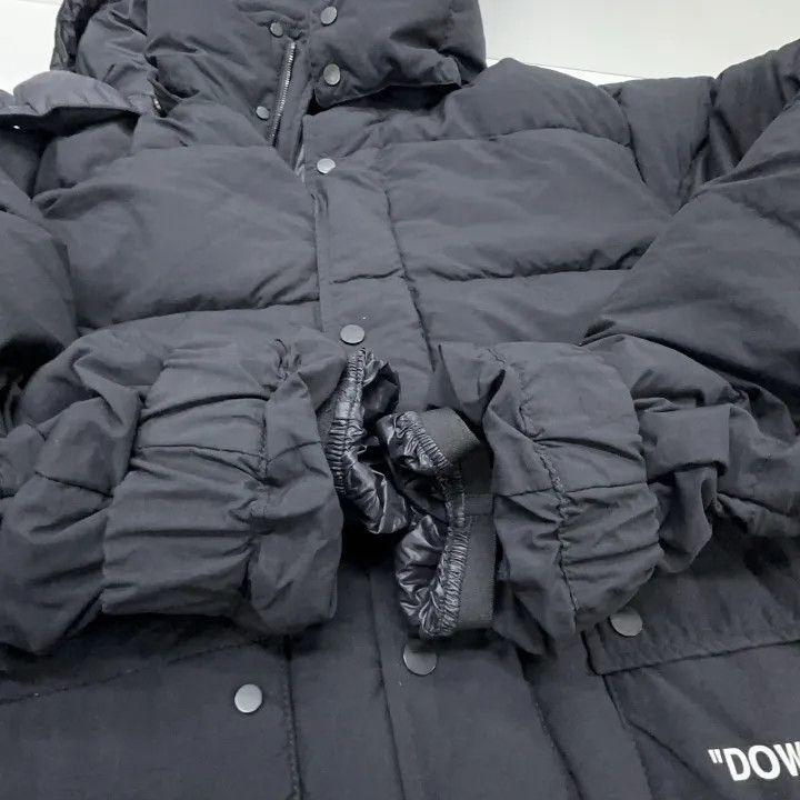 Off-White OFF-WHITE Quote Hooded Puffer Down Jacket 0079 Size US L / EU 52-54 / 3 - 12 Thumbnail