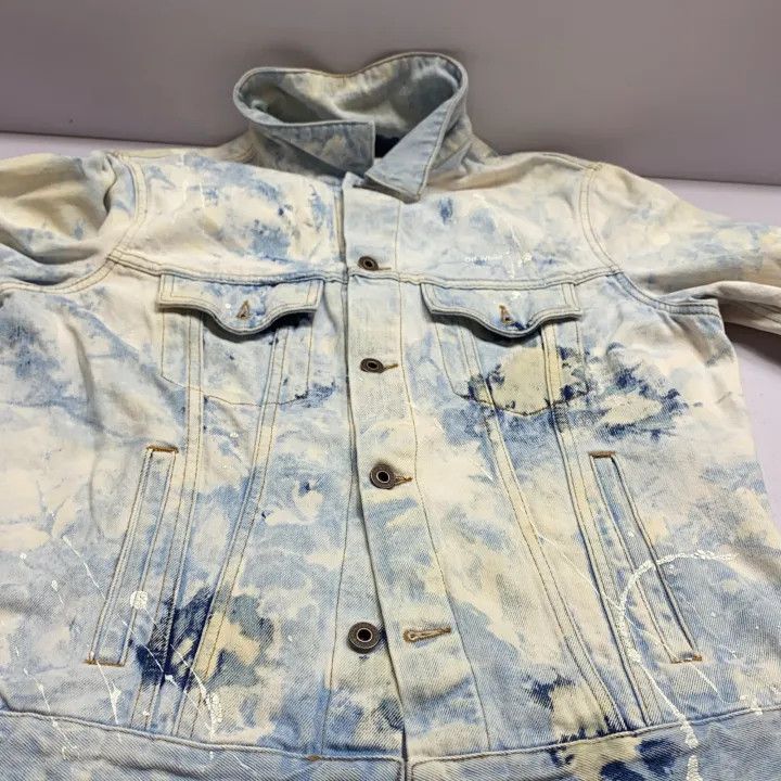 Off-White Off-White Bleached Denim Jacket for Men 0079 Size US L / EU 52-54 / 3 - 11 Thumbnail