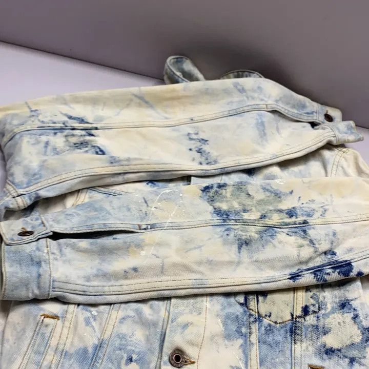 Off-White Off-White Bleached Denim Jacket for Men 0079 Size US L / EU 52-54 / 3 - 13 Thumbnail