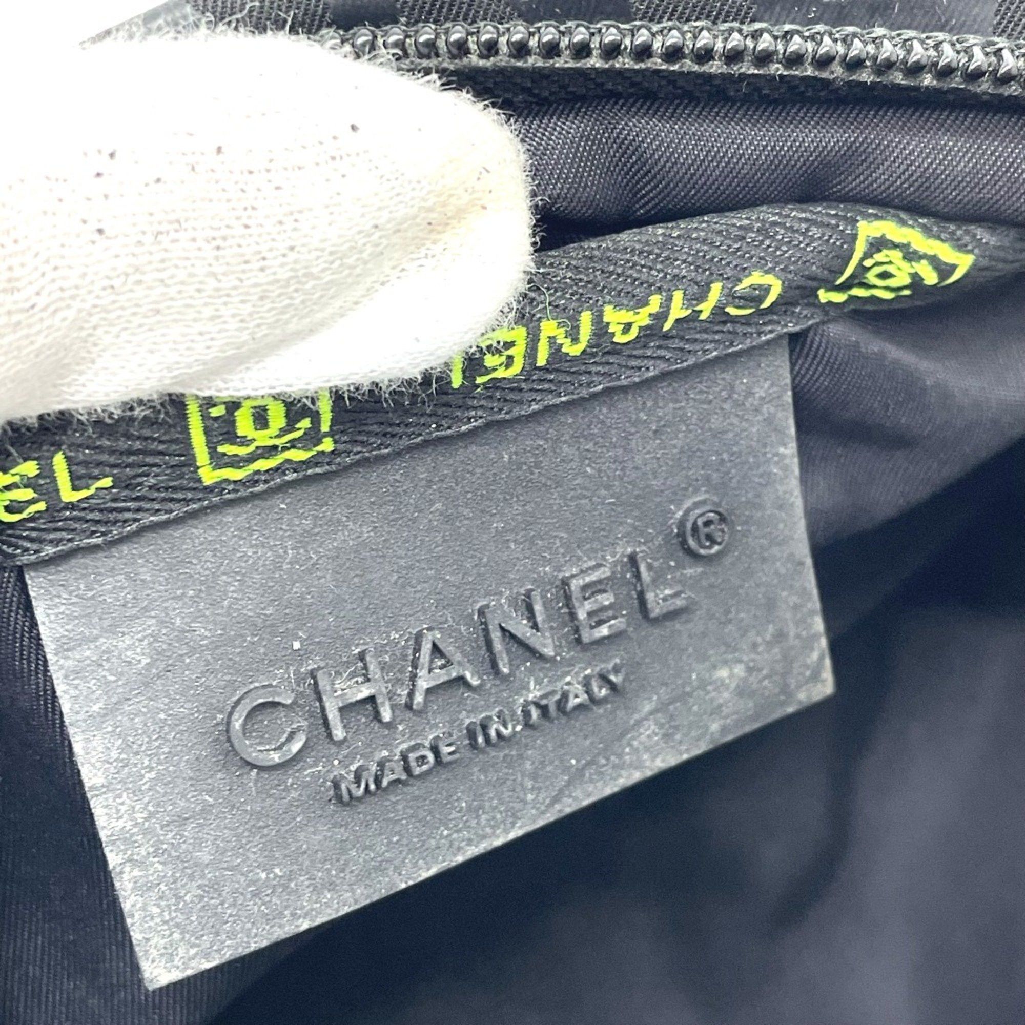 Chanel Chanel Sport line clutch Size ONE SIZE - 7 Thumbnail