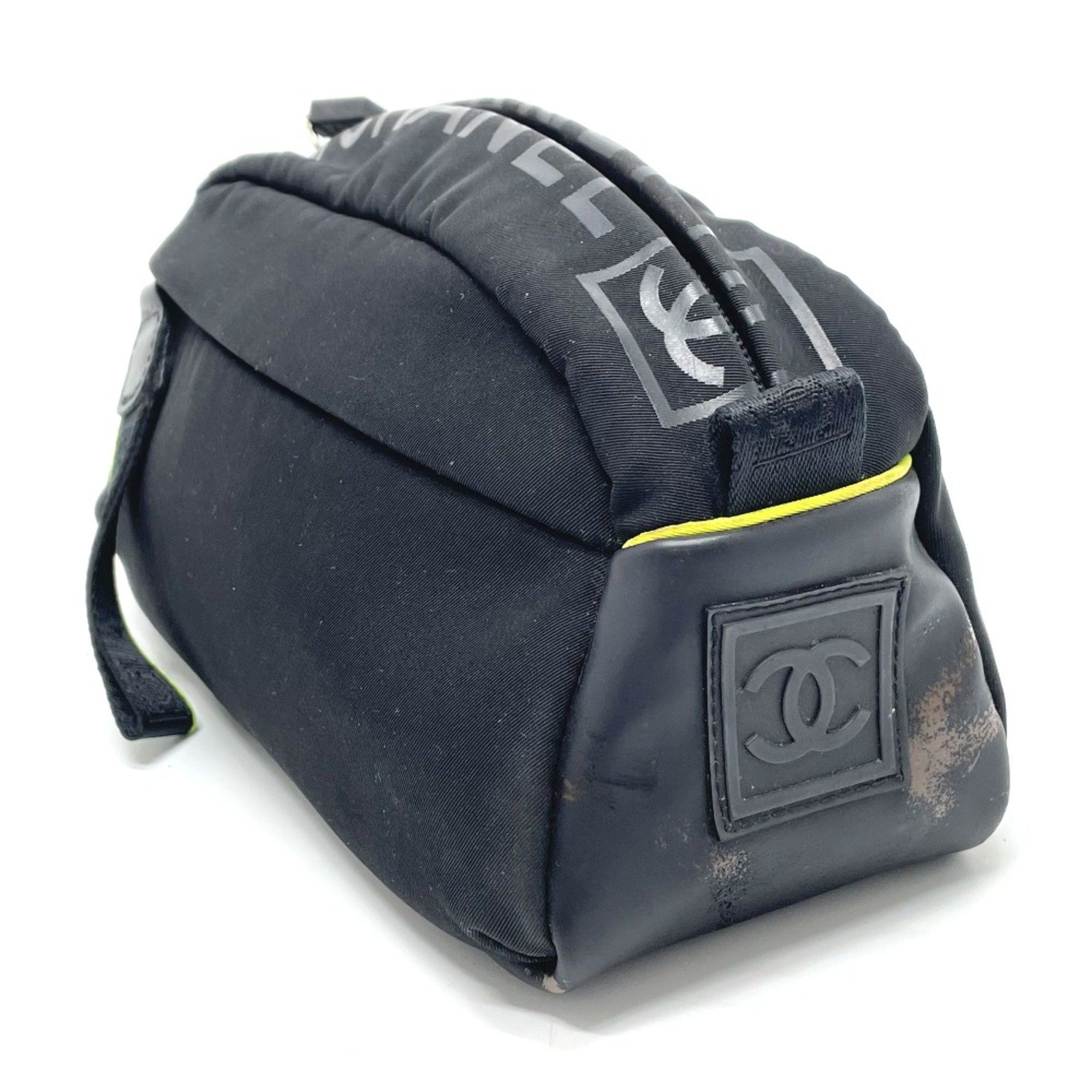 Chanel Chanel Sport line clutch Size ONE SIZE - 3 Thumbnail