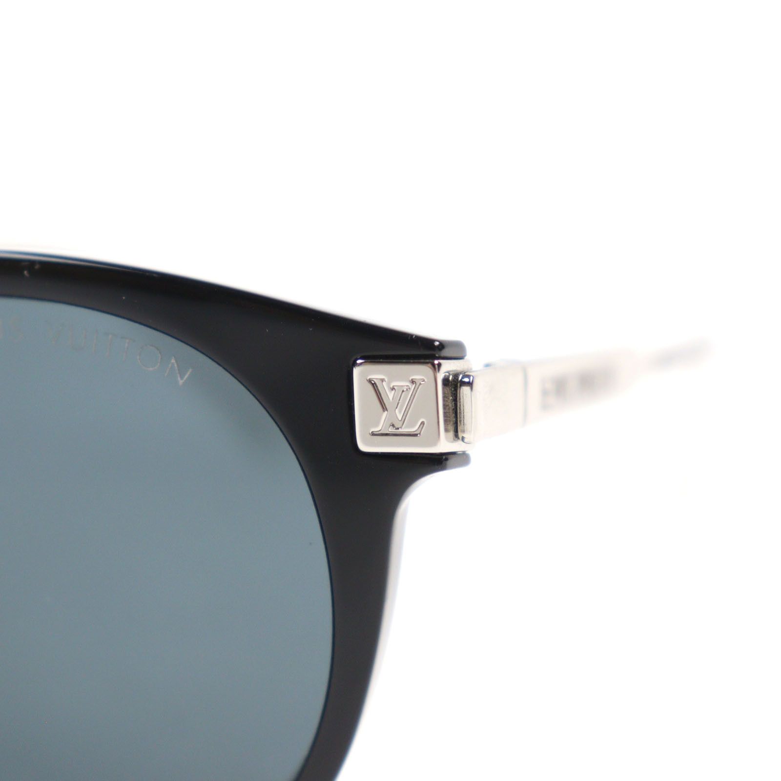 Louis Vuitton Louis Vuitton Louis Vuitton LV Rise Round Monogram Sunglasses Plastic Sunglasses Z1669E Size ONE SIZE - 7 Thumbnail