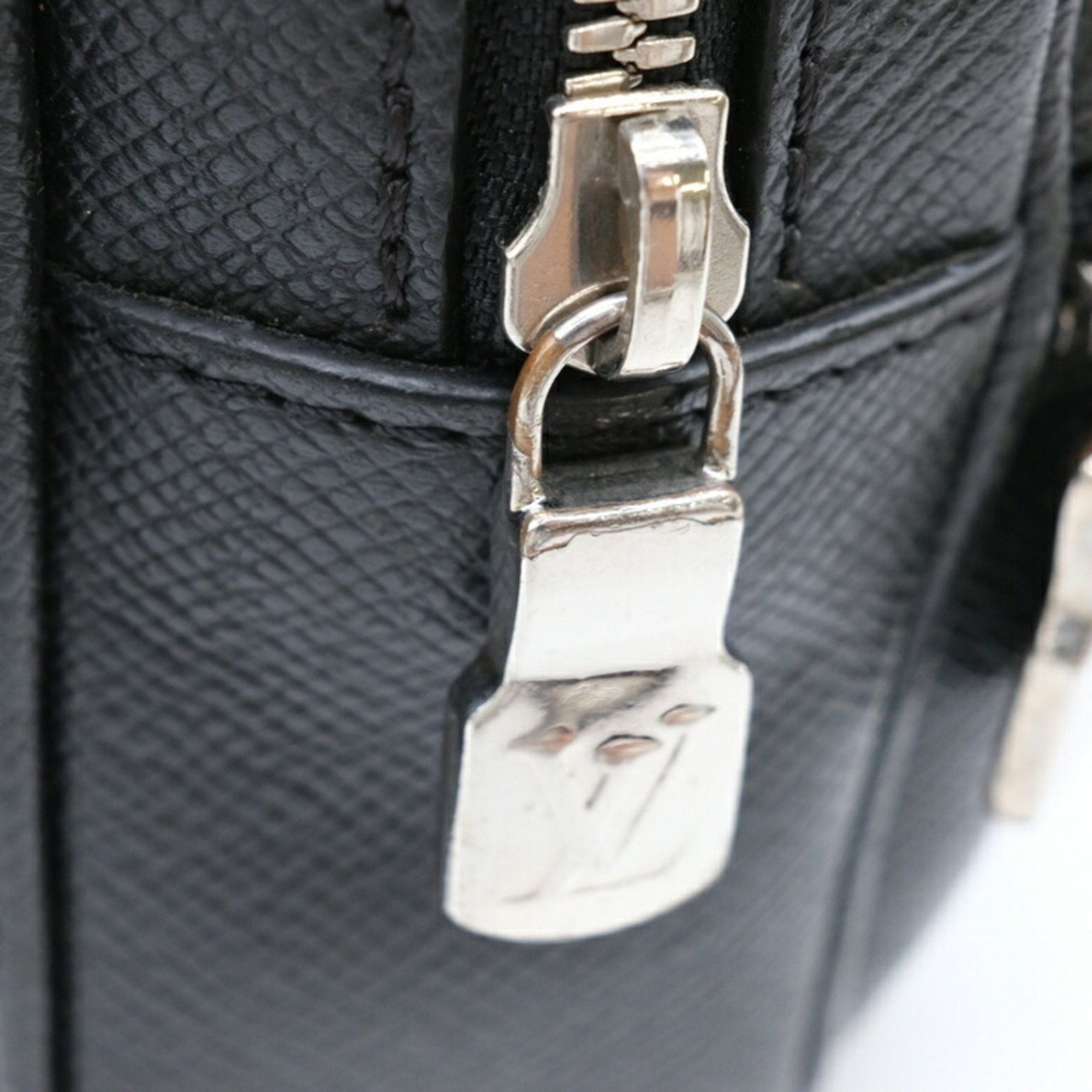Louis Vuitton Louis Vuitton Outdoor shoulder Size ONE SIZE - 12 Thumbnail