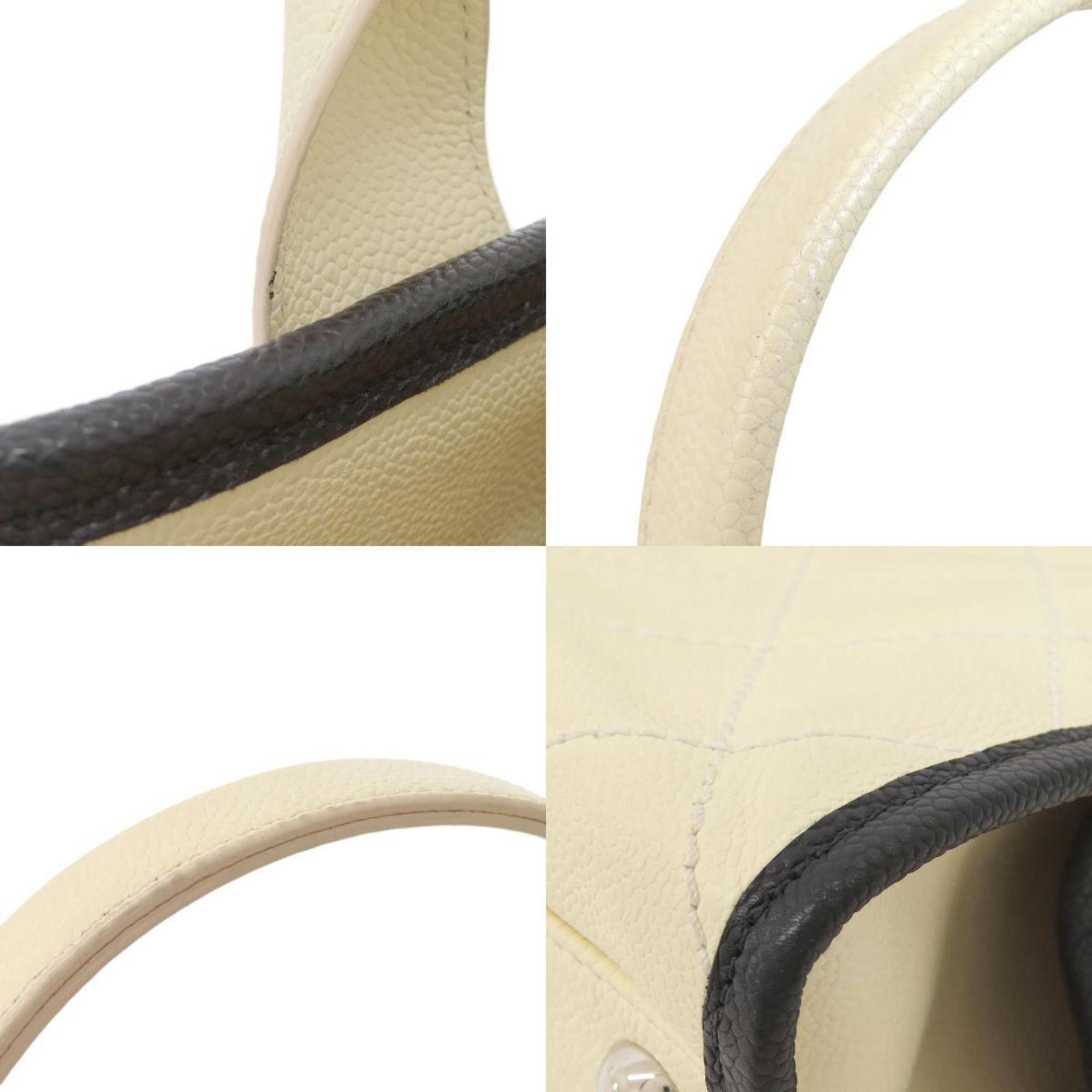 Chanel Chanel Logo CC tote Size ONE SIZE - 9 Thumbnail