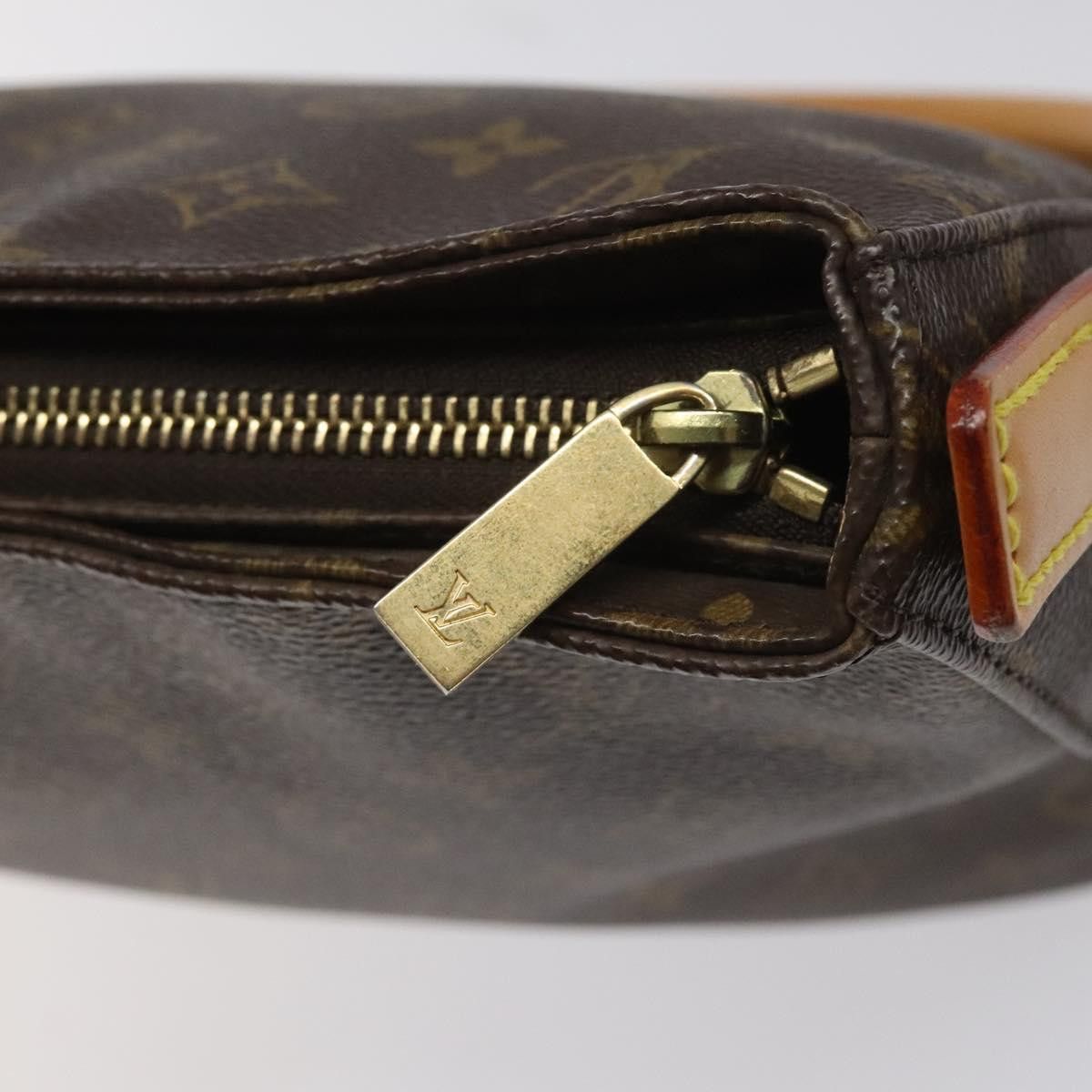 Louis Vuitton Louis Vuitton Looping MM shoulder Size ONE SIZE - 14 Thumbnail