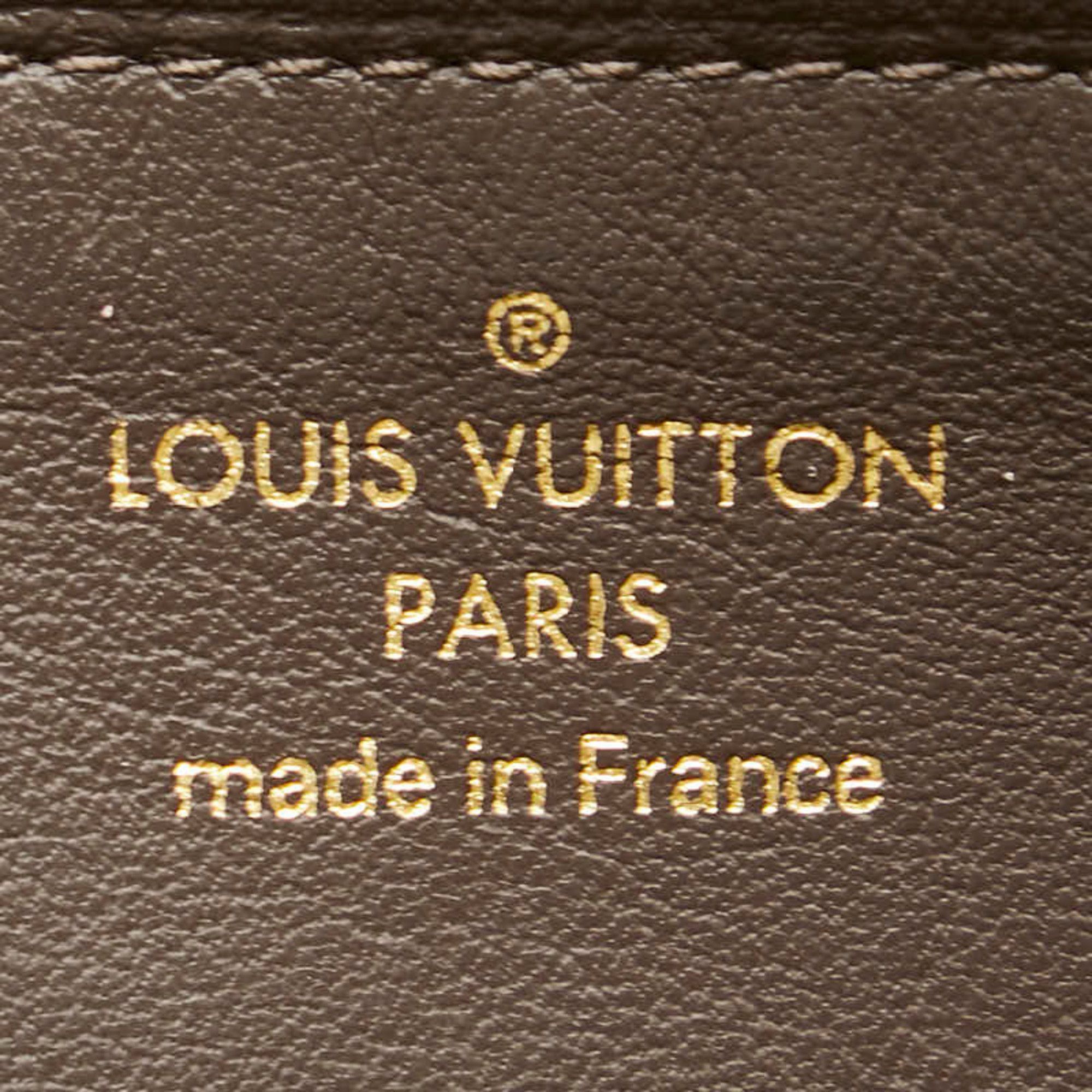 Louis Vuitton Louis Vuitton Capucines wallet Size ONE SIZE - 7 Thumbnail