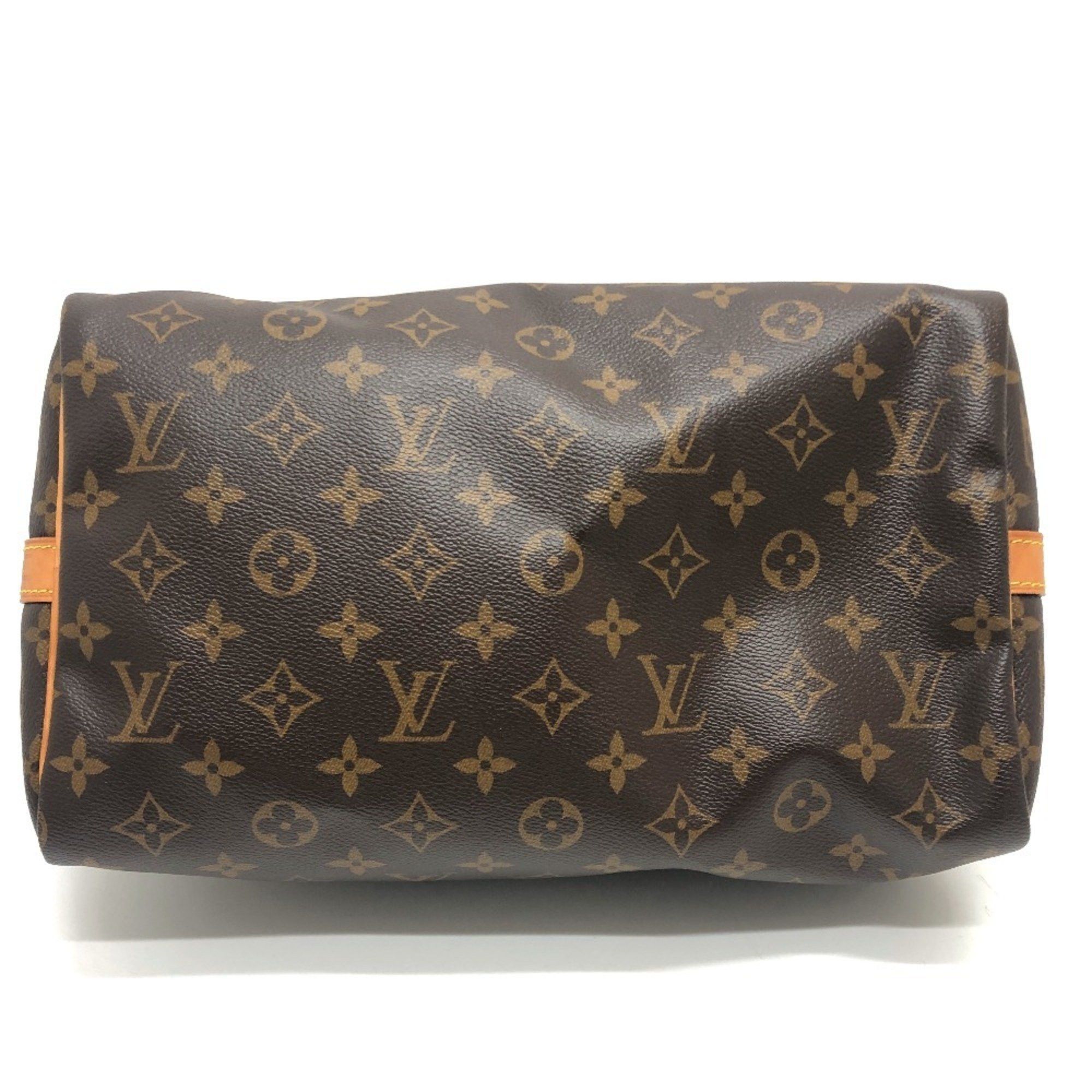 Louis Vuitton Louis Vuitton travel Size ONE SIZE - 4 Thumbnail