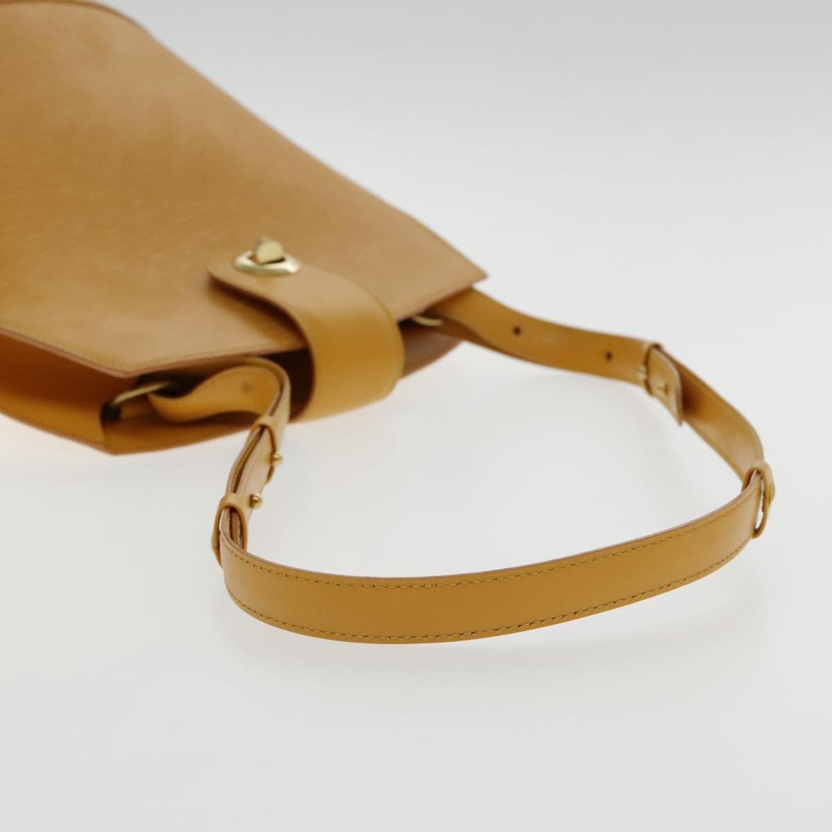 Louis Vuitton Louis Vuitton Cluny shoulder Size ONE SIZE - 5 Thumbnail