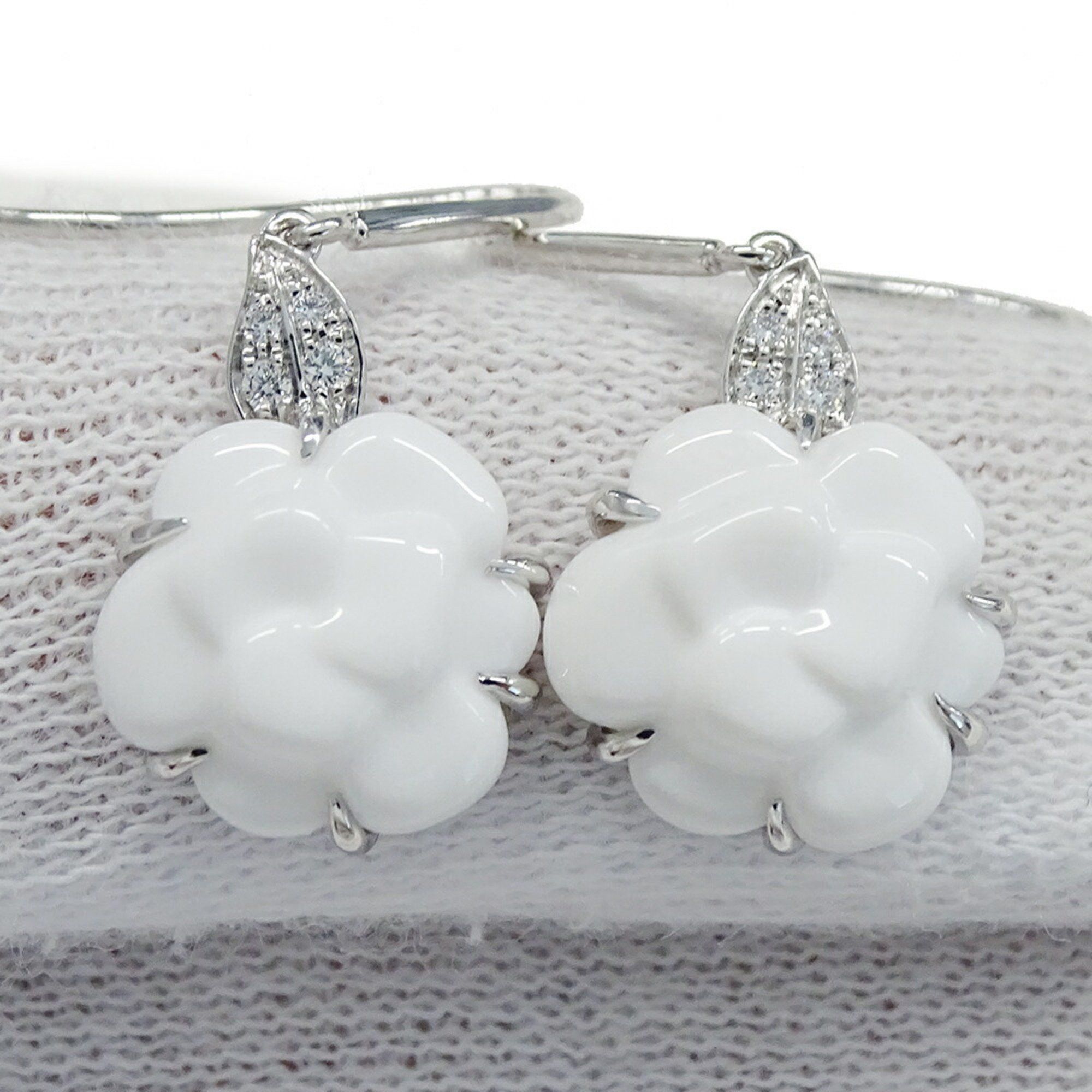 Chanel Chanel Camellia earring Size ONE SIZE - 6 Thumbnail
