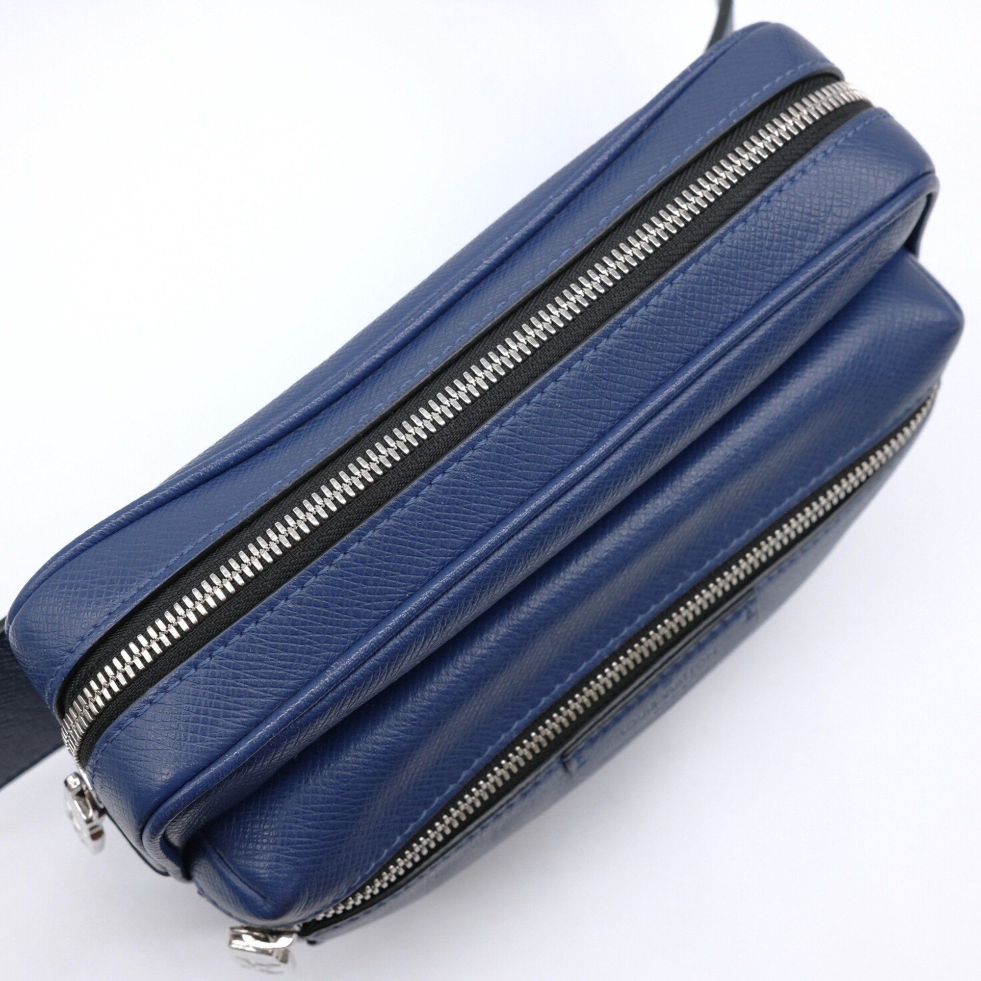Louis Vuitton Louis Vuitton Bum Bag / Sac Ceinture clutch Size ONE SIZE - 5 Thumbnail