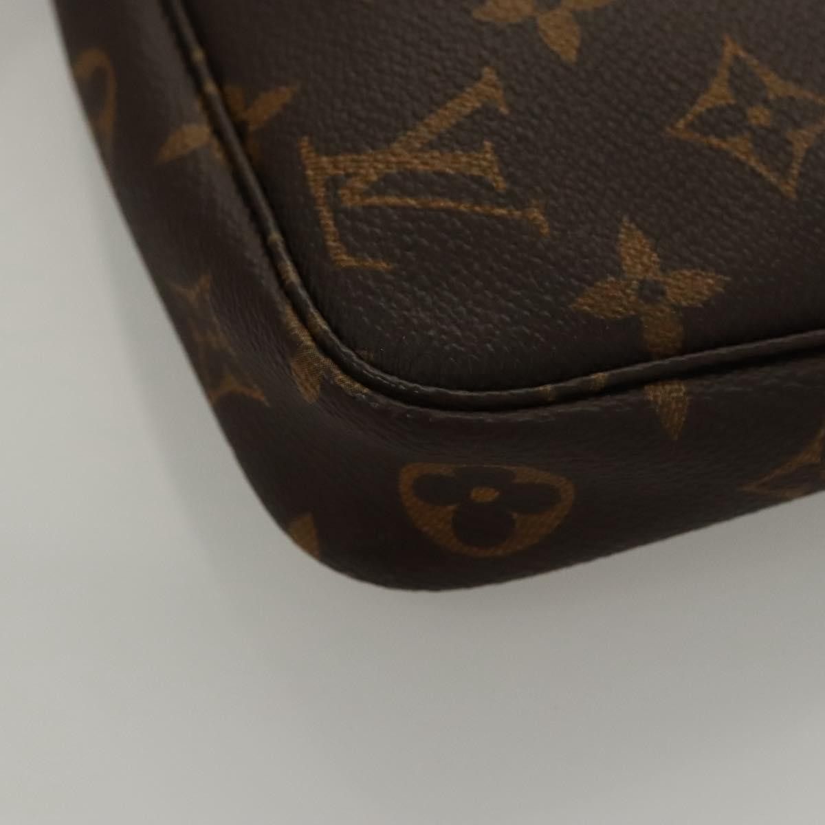 Louis Vuitton Louis Vuitton Pochette Accessoire clutch Size ONE SIZE - 10 Thumbnail