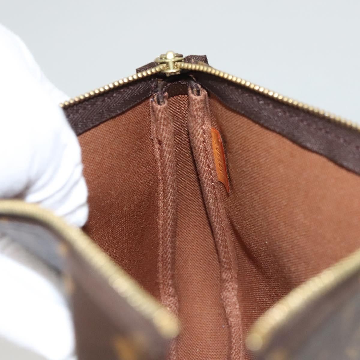 Louis Vuitton Louis Vuitton Pochette Accessoire clutch Size ONE SIZE - 12 Thumbnail