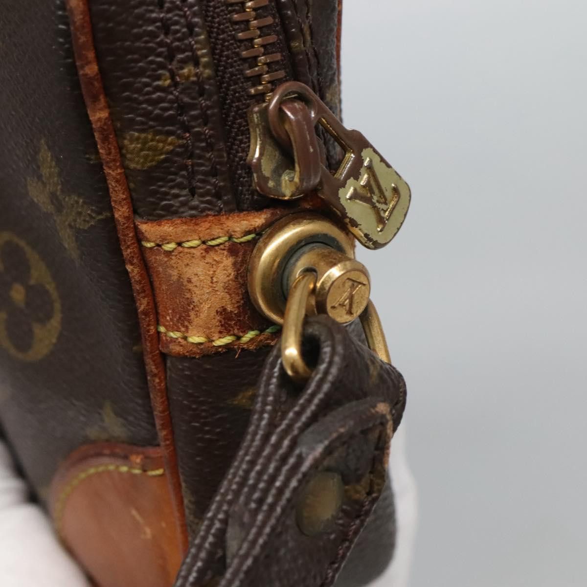 Louis Vuitton Louis Vuitton Marly Dragonne clutch Size ONE SIZE - 10 Thumbnail