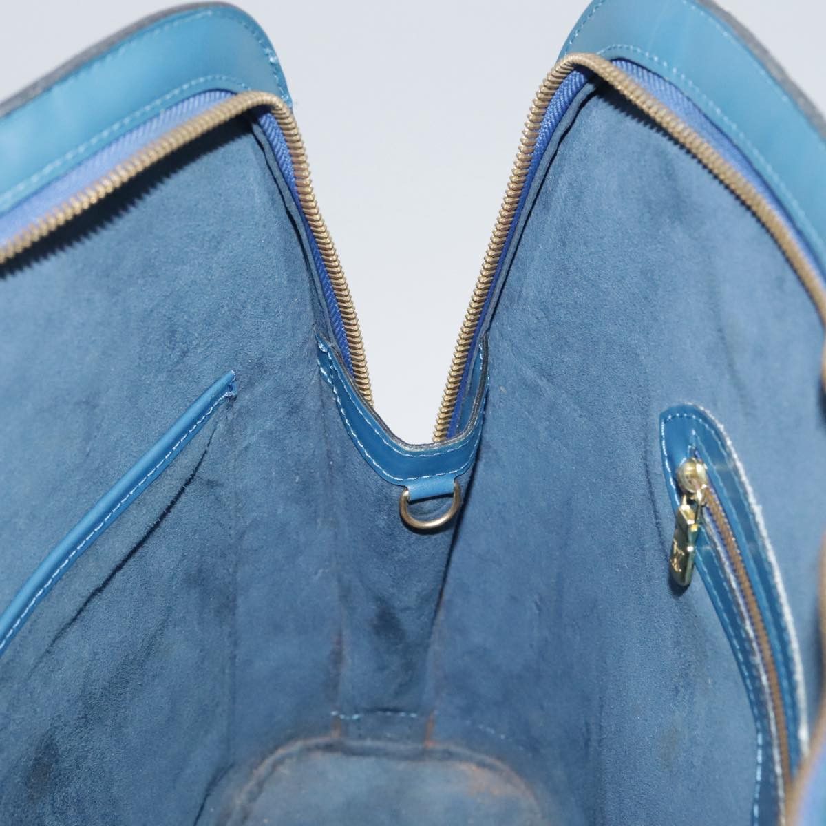 Louis Vuitton Louis Vuitton Lussac shoulder Size ONE SIZE - 22 Thumbnail