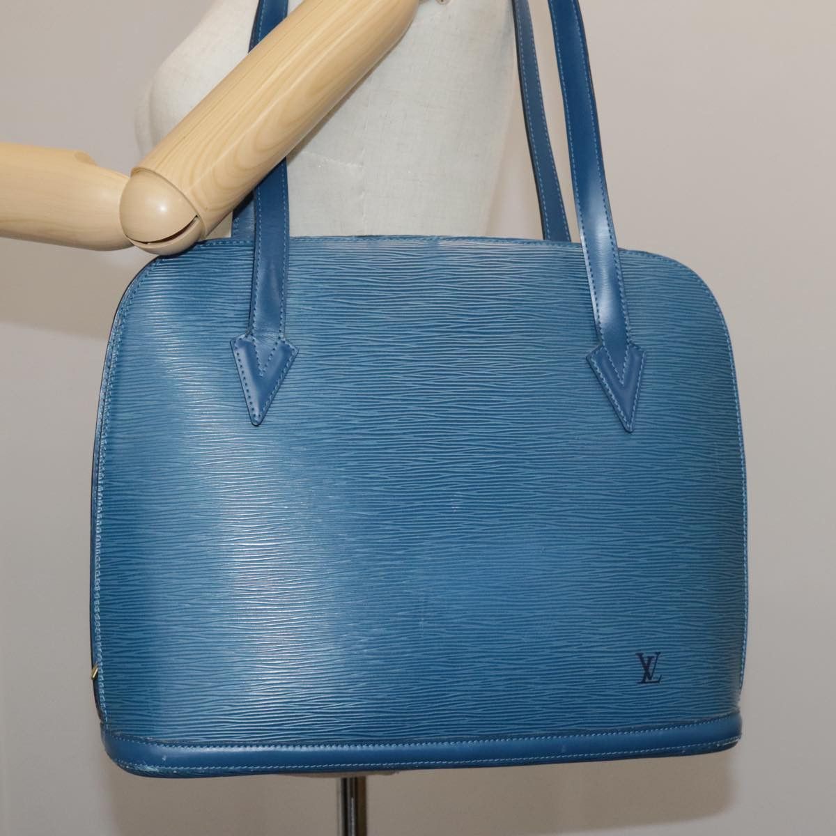 Louis Vuitton Louis Vuitton Lussac shoulder Size ONE SIZE - 20 Thumbnail