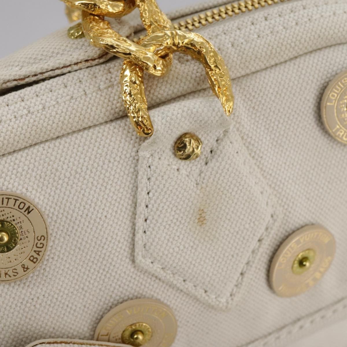 Louis Vuitton Louis Vuitton polka dot handbag Size ONE SIZE - 22 Thumbnail