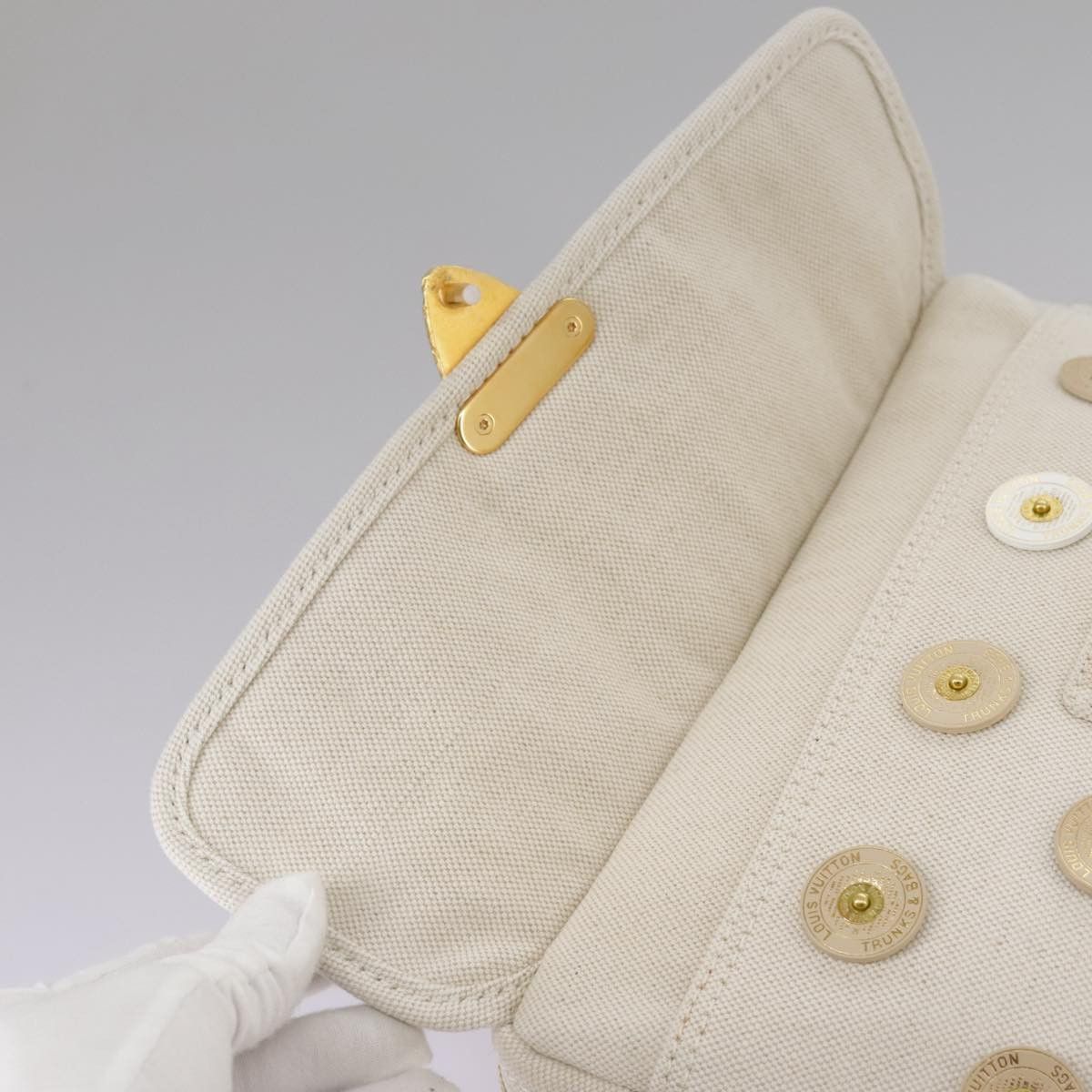 Louis Vuitton Louis Vuitton polka dot handbag Size ONE SIZE - 23 Thumbnail