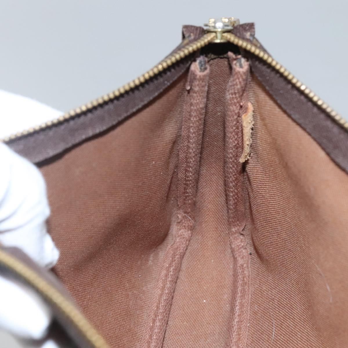 Louis Vuitton Louis Vuitton Pochette Accessoire clutch Size ONE SIZE - 19 Thumbnail