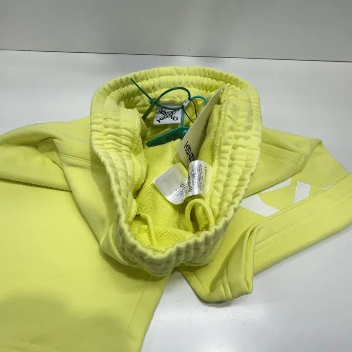 Kenzo KENZO SS22 Yellow Logo Print Casual Shorts 0079 Size US 27 - 7 Thumbnail
