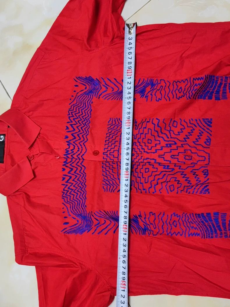Givenchy red short sleeve shirt with blue design Size US S / EU 44-46 / 1 - 5 Thumbnail