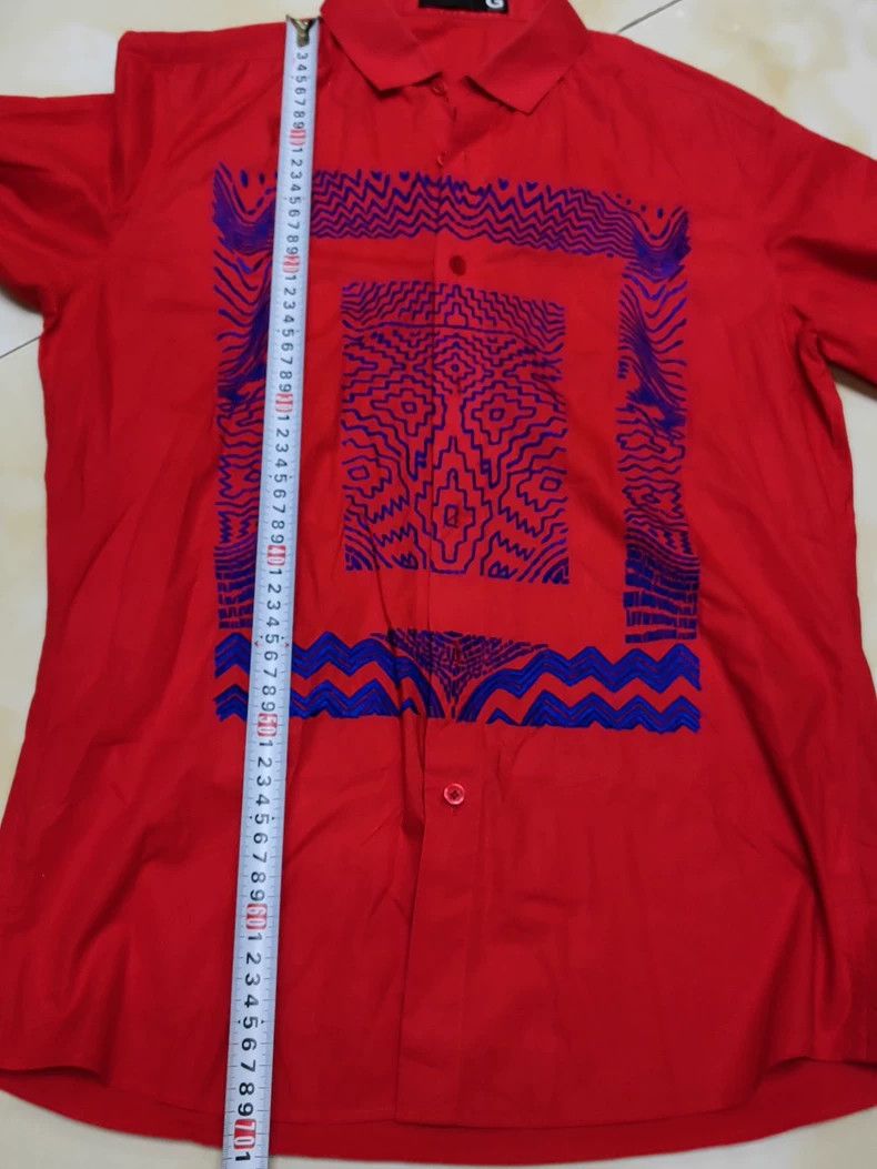 Givenchy red short sleeve shirt with blue design Size US S / EU 44-46 / 1 - 6 Thumbnail