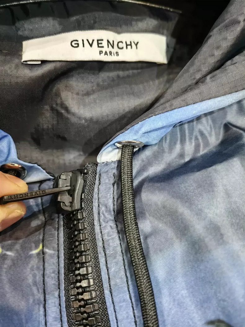 Givenchy Givenchy Men's Hooded Jacket Size US S / EU 44-46 / 1 - 3 Thumbnail
