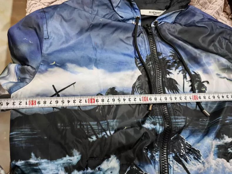 Givenchy Givenchy Men's Hooded Jacket Size US S / EU 44-46 / 1 - 7 Thumbnail